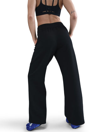 24.7 ImpossiblySoft Dri-FIT Loose Flared Pants - Black/Dark Smoke Grey 24.7 ImpossiblySoft Dri-FIT Loose Flared Pants - Black/Dark Smoke Grey