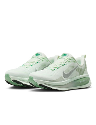 Vomero 18 Running Shoes - Barley Green/Metallic Silver/Steam Vomero 18 Running Shoes - Barley Green/Metallic Silver/Steam
