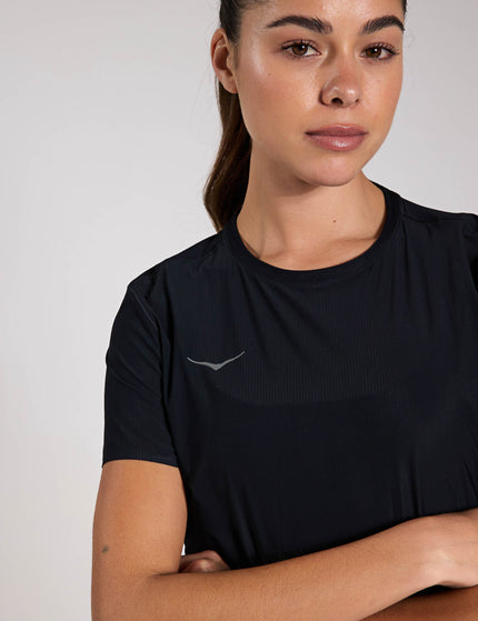 HOKA Airolite Run Top - Blackimages3- The Sports Edit