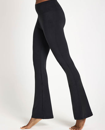 All Me Essentials Flare Leggings - Black