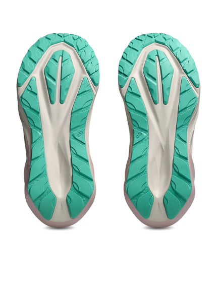 ASICS Novablast 5 TR - Light Dust/Cactiimages6- The Sports Edit