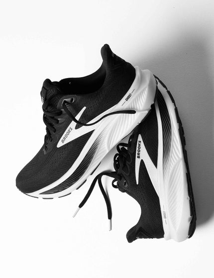 Brooks Ghost 17 - Black/Grey/Whiteimages4- The Sports Edit