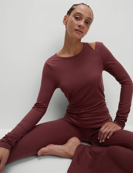 Goodmove Rib Cold Shoulder Fitted Yoga Top - Dark Taupeimage4- The Sports Edit