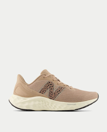 Fresh Foam Arishi v4 - Black Cement