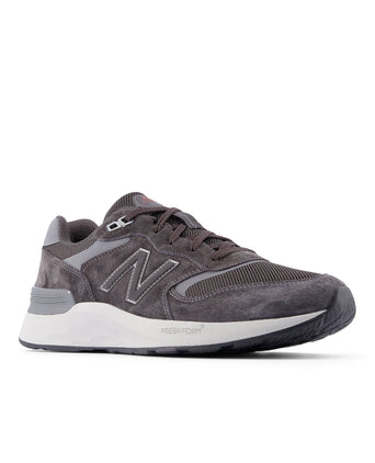 Fresh Foam Walking 880 V6 - Black Cement