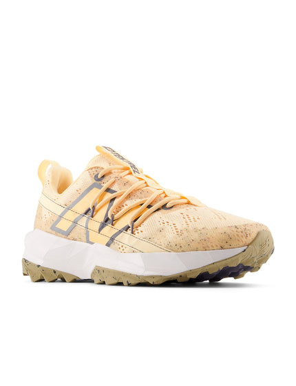 New Balance Tektrel Shoes - White Peachimages2- The Sports Edit