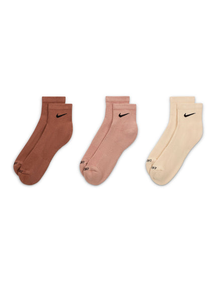 Nike Everyday Plus Cushioned Training Ankle Socks (3 Pairs) - Brown/Pink/Beigeimage1- The Sports Edit