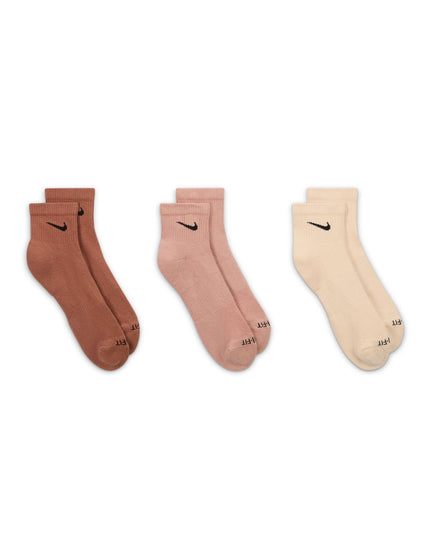 Nike Everyday Plus Cushioned Training Ankle Socks (3 Pairs) - Brown/Pink/Beigeimage3- The Sports Edit