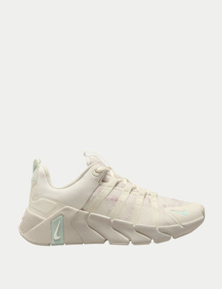 Women's Nike Metcon Trainers