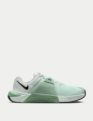 Metcon 10 Shoes - Barely Green/Black/Steam/Light Silver