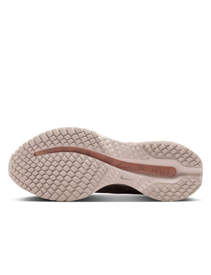 Nike Pegasus Premium Shoes - Particle Pink/Metallic Rose Gold/Silt Redimage6- The Sports Edit