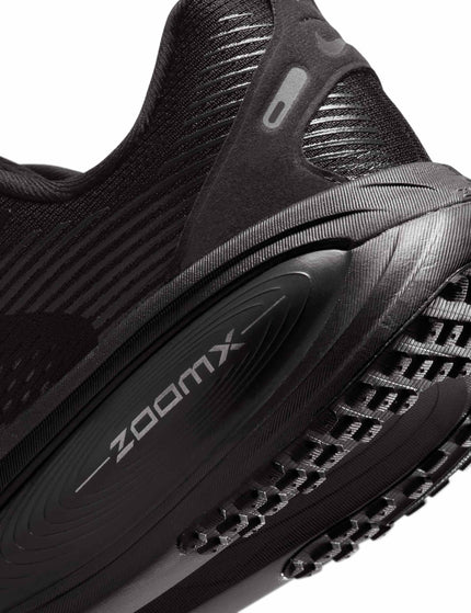 Nike Vomero 18 Running Shoes - Black/Dark Smoke Grey/Light Smoke Greyimage8- The Sports Edit