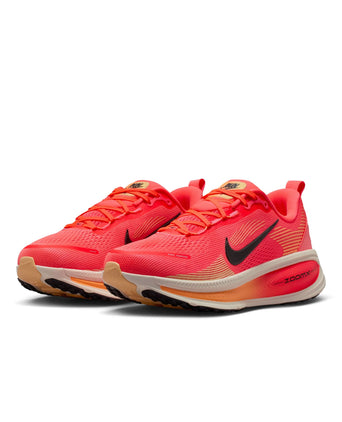 Vomero 18 Running Shoes - Hot Lava/Black/Chalk/Orange Pulse