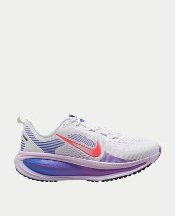 Vomero 18 Running Shoes - Barley Green/Metallic Silver/Steam