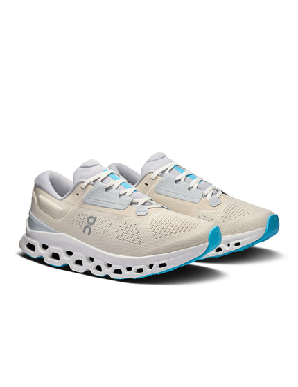 ON Running Cloudstratus 3 - Cream/Arcticimage2- The Sports Edit