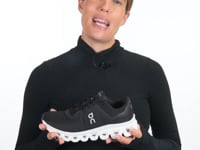 ON Running Cloudflow 4 - Black/Whiteimages3- The Sports Edit