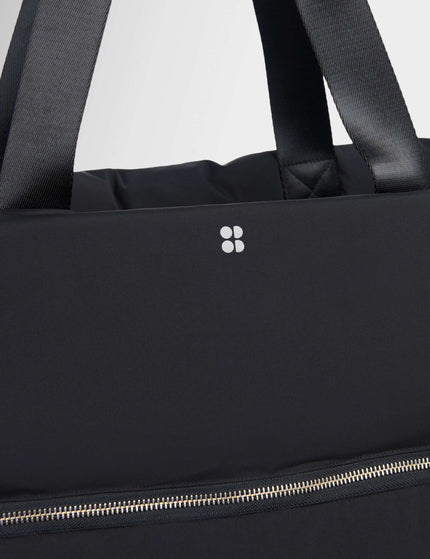 Sweaty Betty The Nimbus Roam Weekender - Blackimages6- The Sports Edit