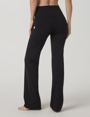 AllTheFeels Straight Leg - Black