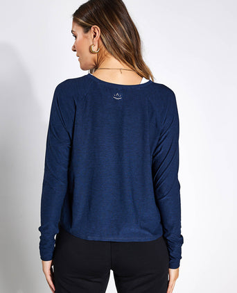 Featherweight Daydreamer Pullover - Nocturnal Navy