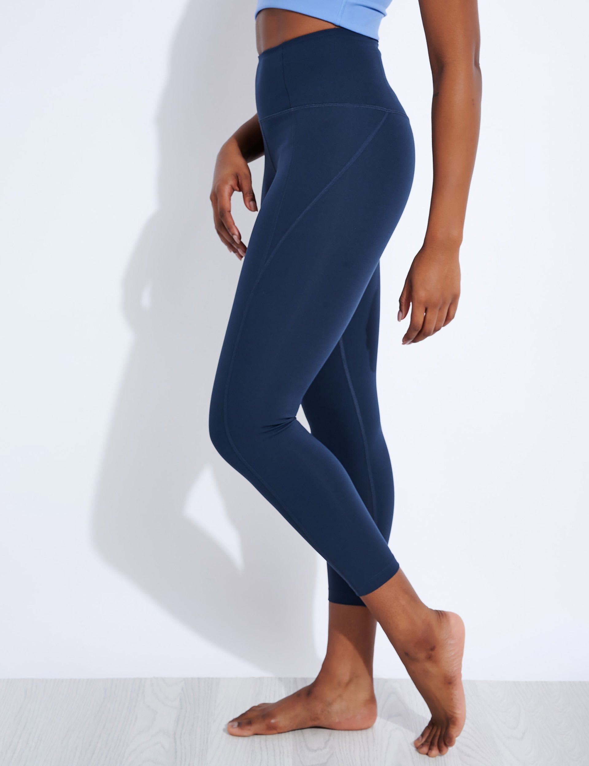 Girlfriend Collective Compressive High Waisted 7/8 Legging - Midnightimage1- The Sports Edit