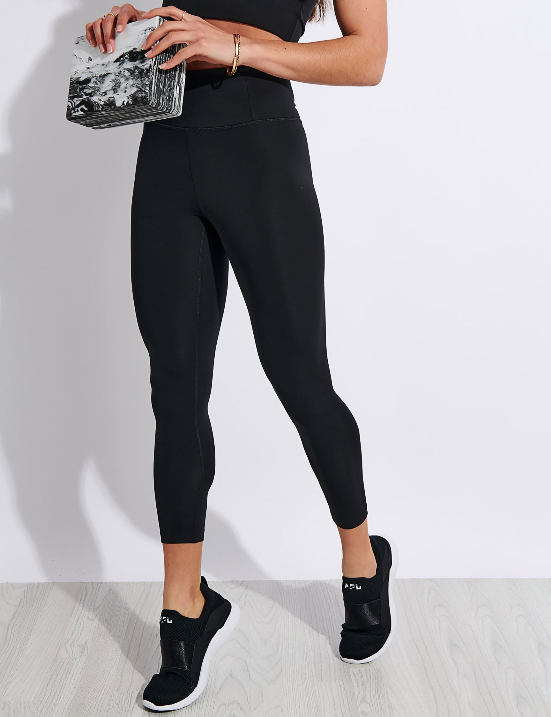 Girlfriend Collective FLOAT High Waisted 7/8 Legging - Blackimage1- The Sports Edit