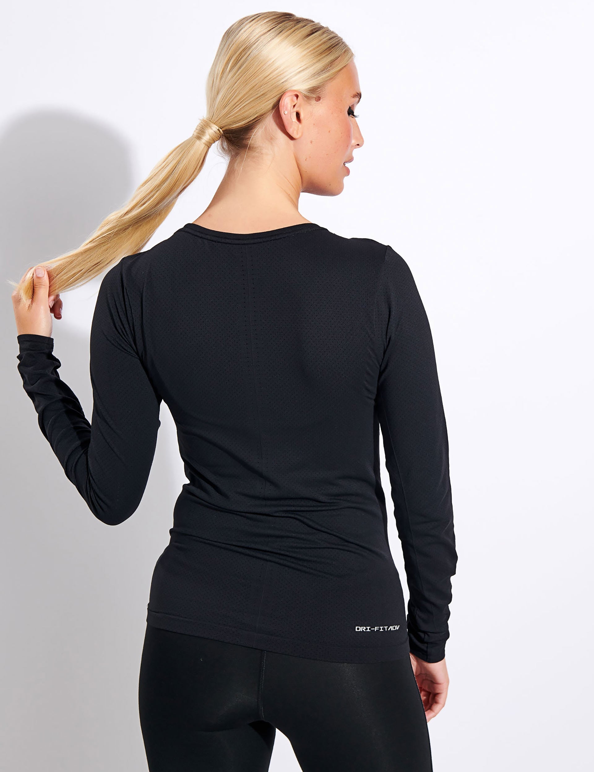 Nike Dri-FIT ADV Long Sleeve Top - Black/Reflective Silverimage3- The Sports Edit