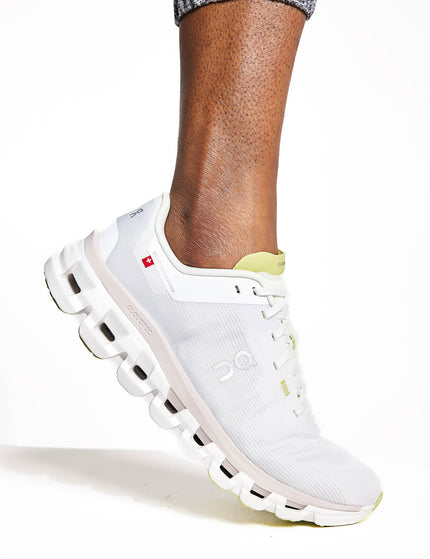 ON Running Cloudflow 4 - White/Sandimage2- The Sports Edit