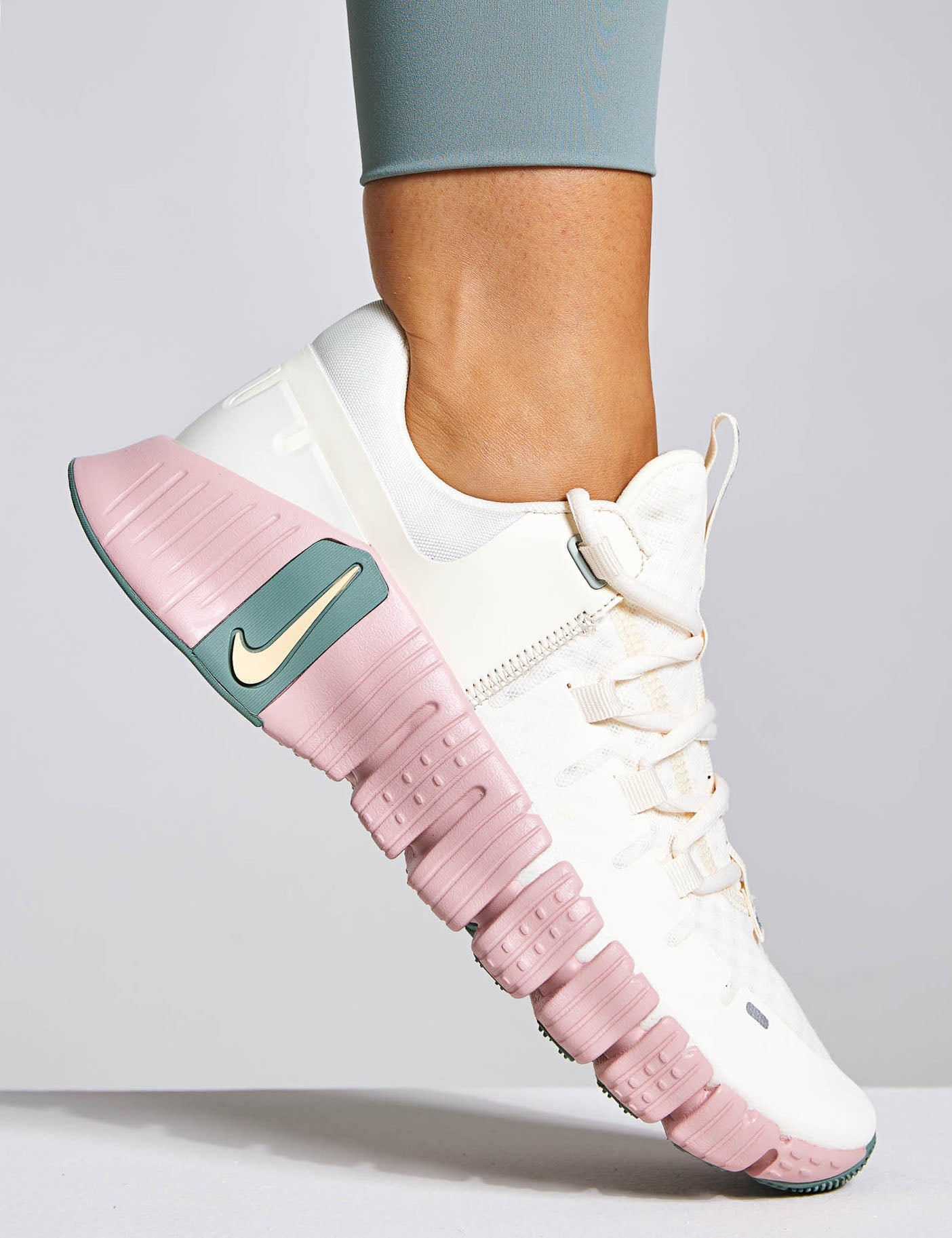 Nike Free Metcon 5 Shoes Ivory Peach Silver The Sports Edit