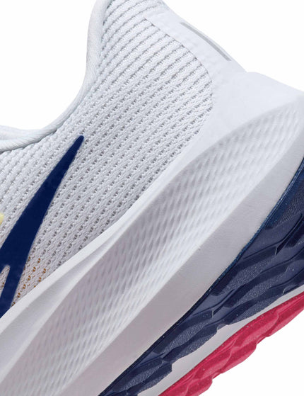 Nike Pegasus 40 Shoes - White/Deep Royal Blue/Photon Dustimage8- The Sports Edit