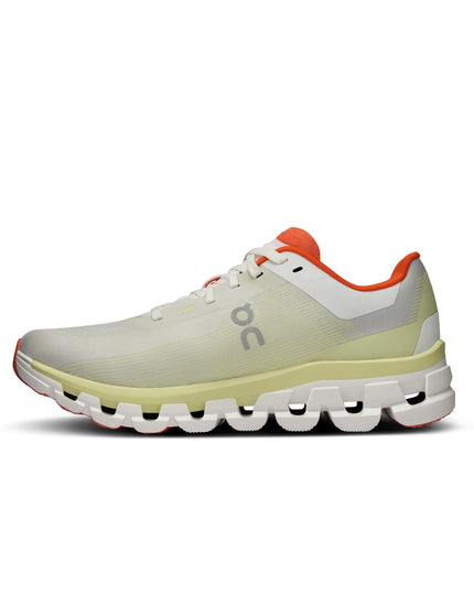 ON Running Cloudflow 4 - White/Hayimage2- The Sports Edit